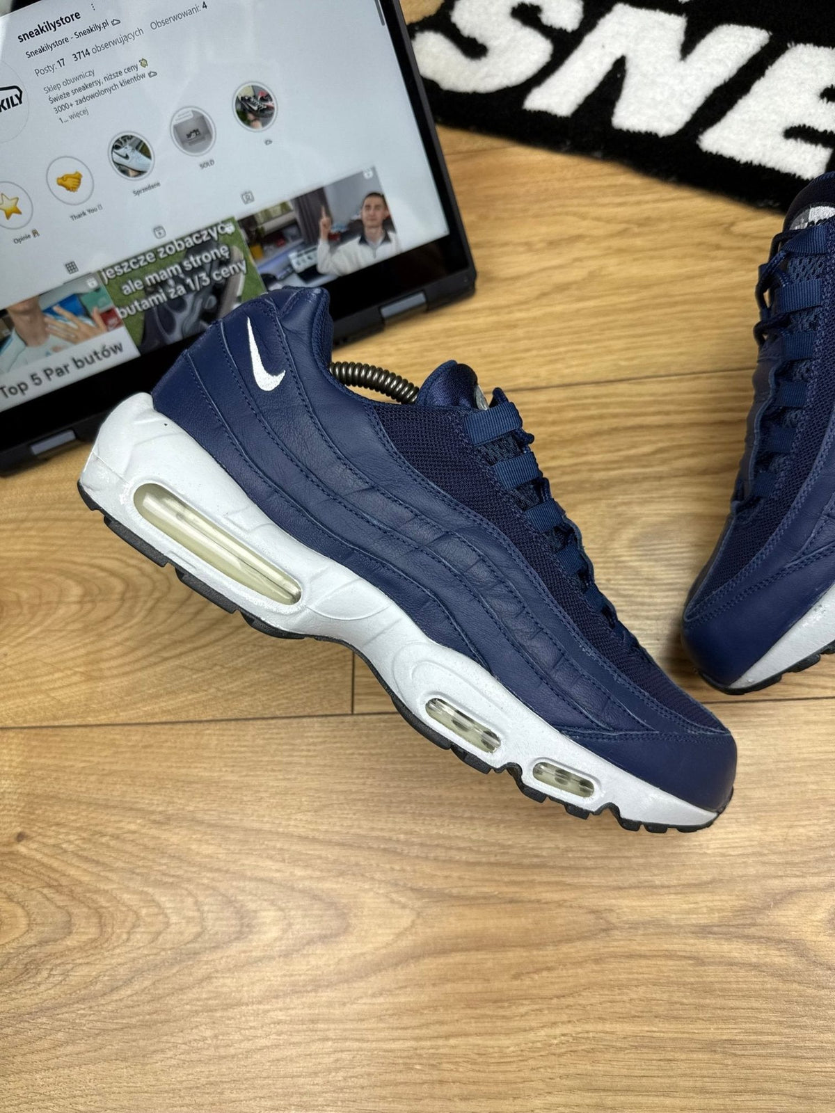 Nike Air Max 95 By You — buty sportowe męskie w bardzo dobrym stanie rozmiar 45.5, zewnętrzny panel prawego buta