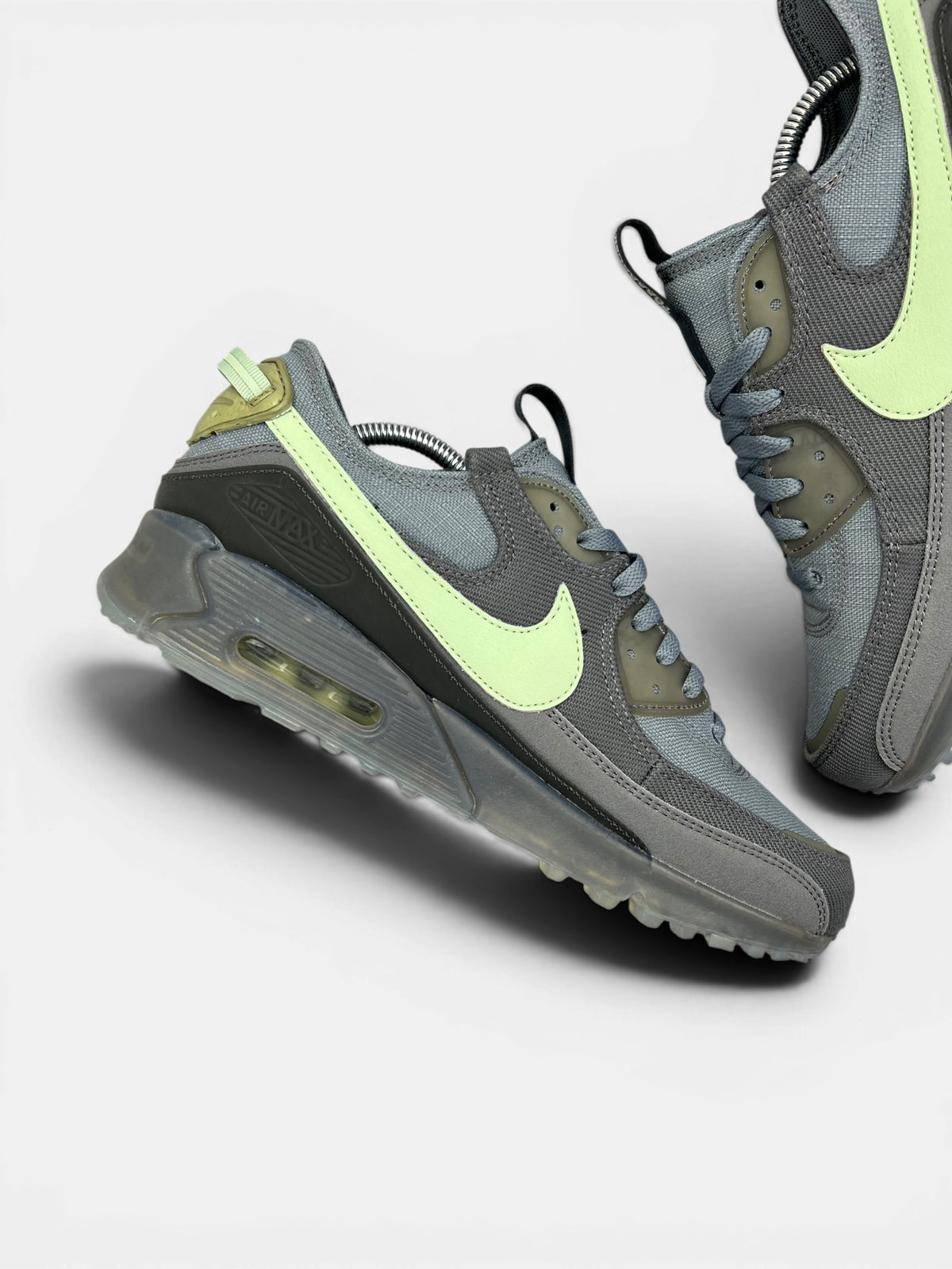 Nike Air Max Terrascape 90 Cool Grey Honeydew — buty sportowe męskie nowe rozmiar 44, wewnętrzny panel lewego buta