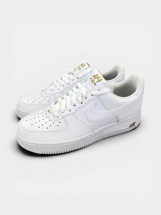 Nike Air Force 1 Low Crest Logo — buty sportowe męskie nowe rozmiar 42.5, widok z boku