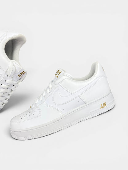 Nike Air Force 1 Low Crest Logo — buty sportowe męskie nowe rozmiar 42.5, zewnętrzny panel lewego buta
