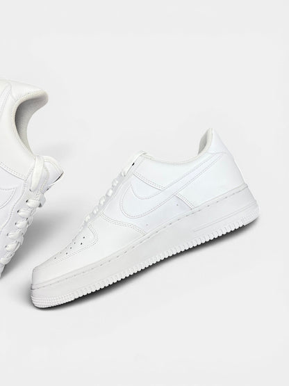 Nike Air Force 1 Low Crest Logo — buty sportowe męskie nowe rozmiar 42.5, wewnętrzny panel prawego buta