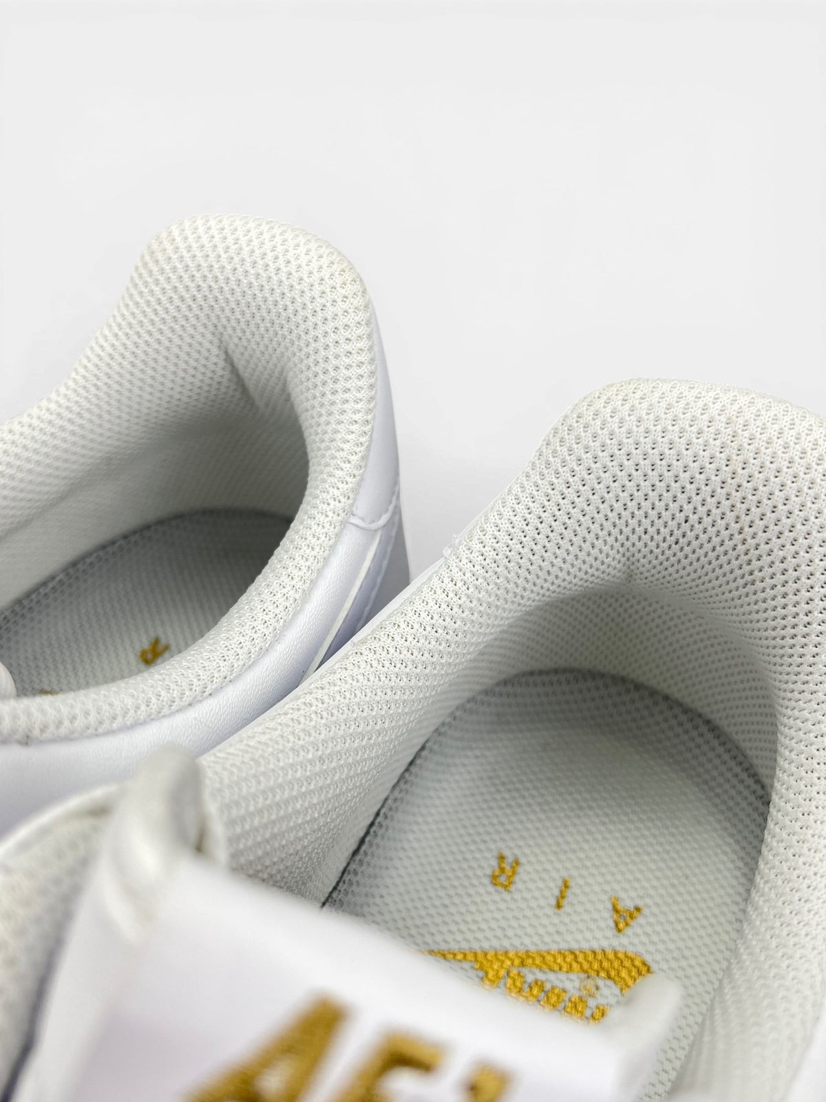 Nike Air Force 1 Low Crest Logo — buty sportowe męskie nowe rozmiar 42.5, podeszwa