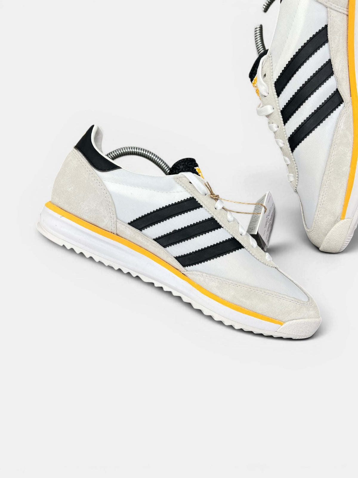 Adidas SL 72 RS Spark Yellow — buty sportowe męskie nowe rozmiar 43 1/3, wewnętrzny panel lewego buta
