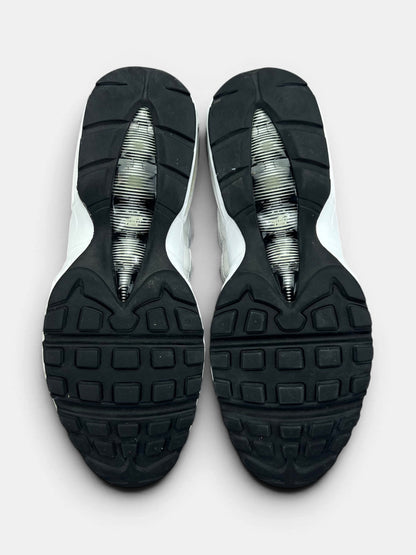 Nike Air Max 95 White Black — buty sportowe męskie w bardzo dobrym stanie rozmiar 44, podeszwa