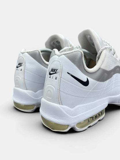 Nike Air Max 95 Ultra White Reflective — buty sportowe męskie w bardzo dobrym stanie rozmiar 44, widok z tyłu