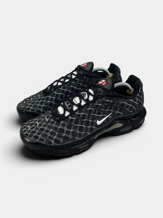 Nike Air Max Plus (TN) France — buty sportowe męskie w bardzo dobrym stanie rozmiar 44, widok z boku