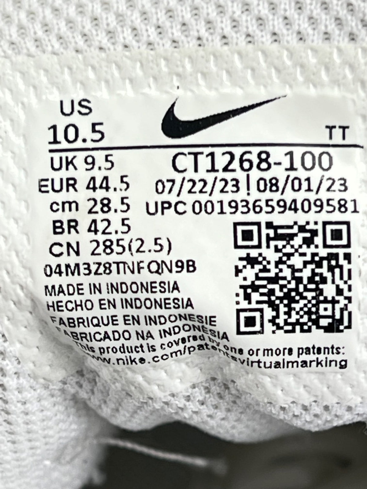 Nike Air Max 95 Triple White — buty sportowe męskie w bardzo dobrym stanie rozmiar 44.5, opcjonalne zdjęcie 1