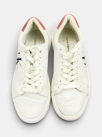 Calvin Klein Jeans Chunky Cupsole Monologo — buty sportowe damskie w bardzo dobrym stanie rozmiar 38, zapiętki butów
