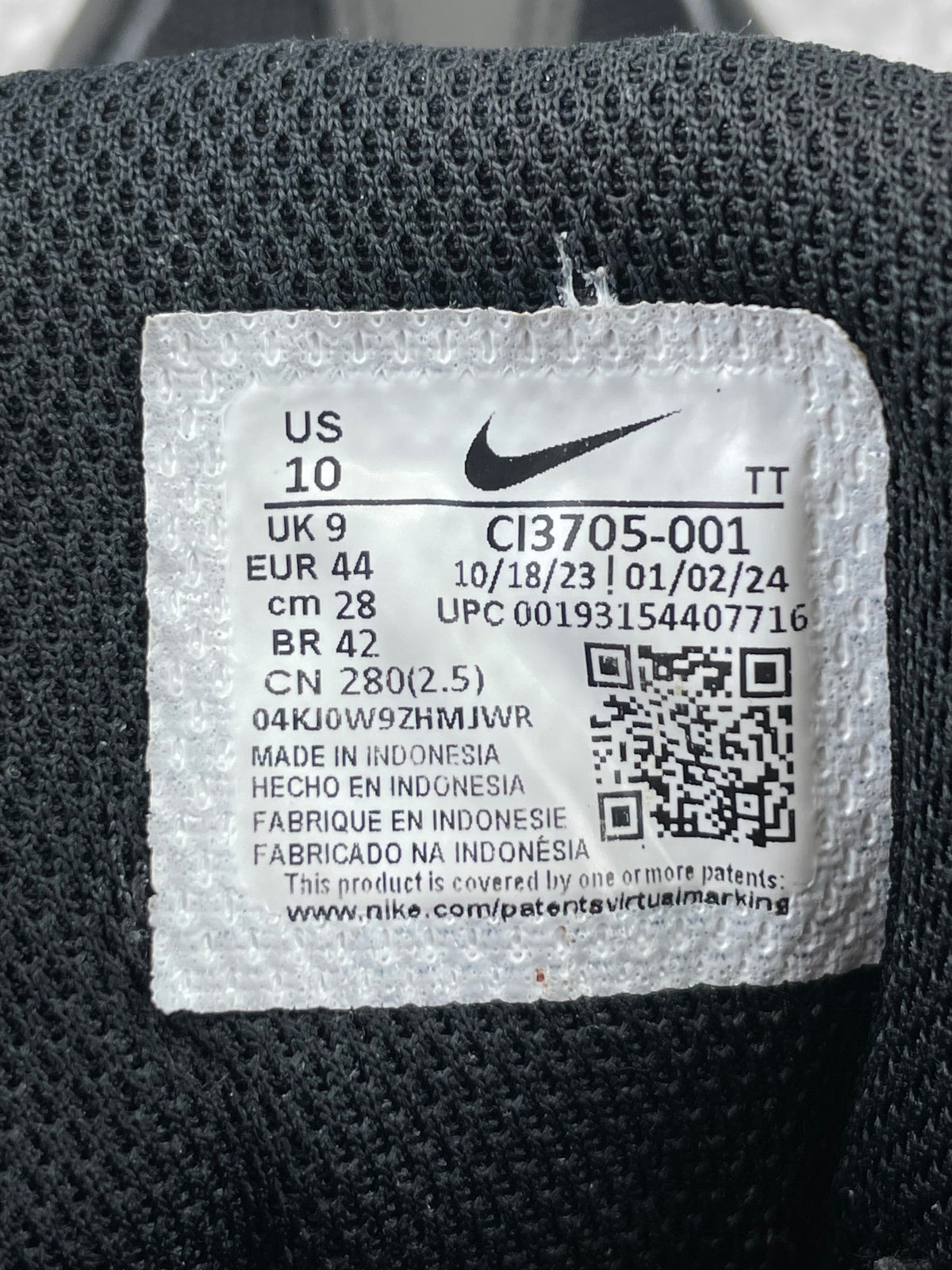 Nike Air Max 95 Essential Triple Black — buty sportowe męskie w bardzo dobrym stanie rozmiar 44, opcjonalne zdjęcie 2