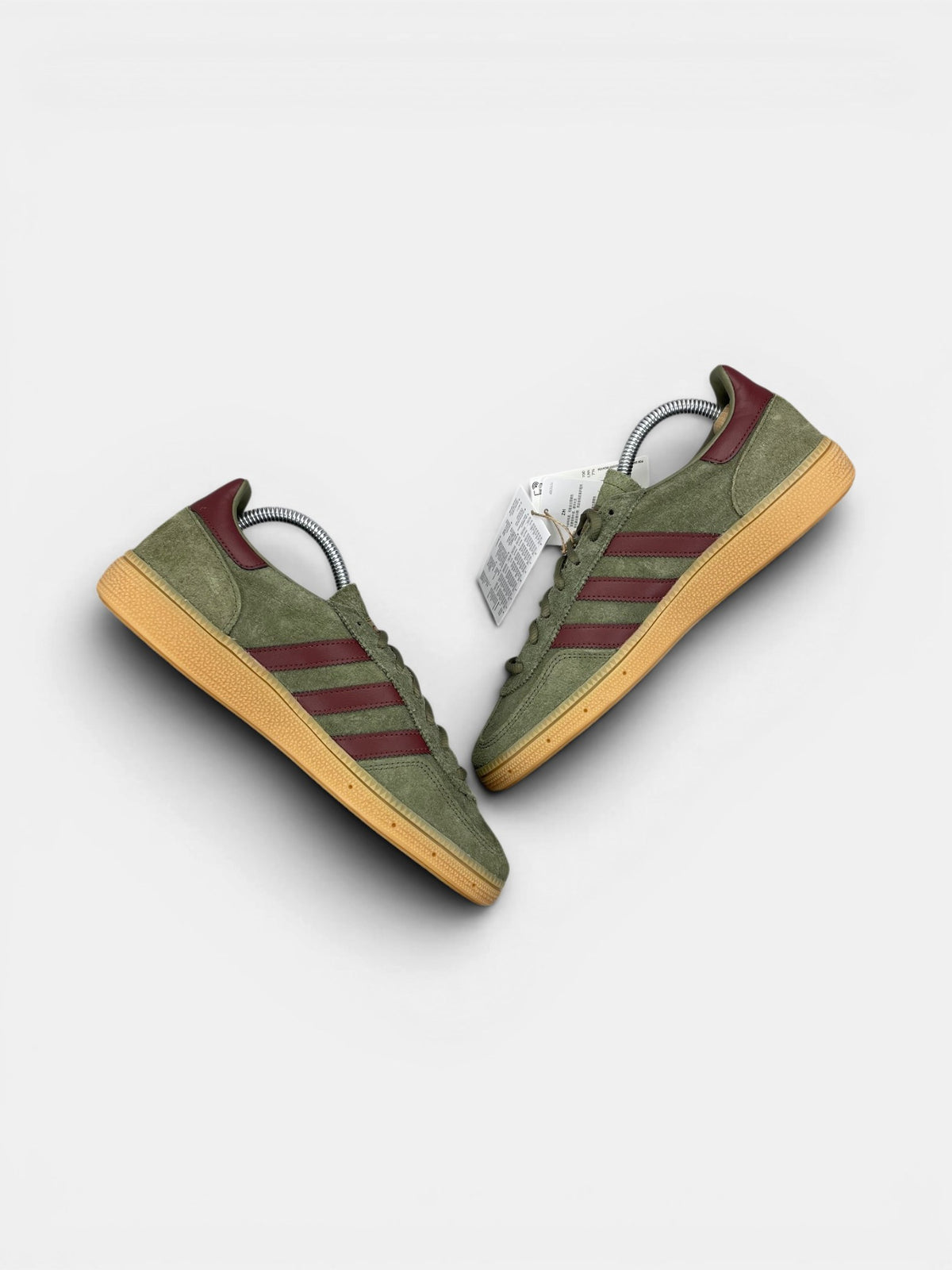 Adidas Spezial — buty sportowe męskie nowe rozmiar 41 1/3, zewnętrzny panel prawego buta