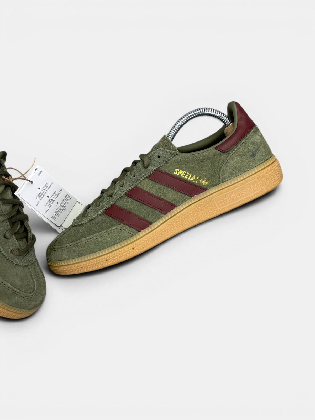 Adidas Spezial — buty sportowe męskie nowe rozmiar 41 1/3, widok z góry na wewnętrzną stronę butów