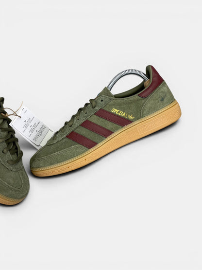 Adidas Spezial — buty sportowe męskie nowe rozmiar 41 1/3, widok z góry na wewnętrzną stronę butów
