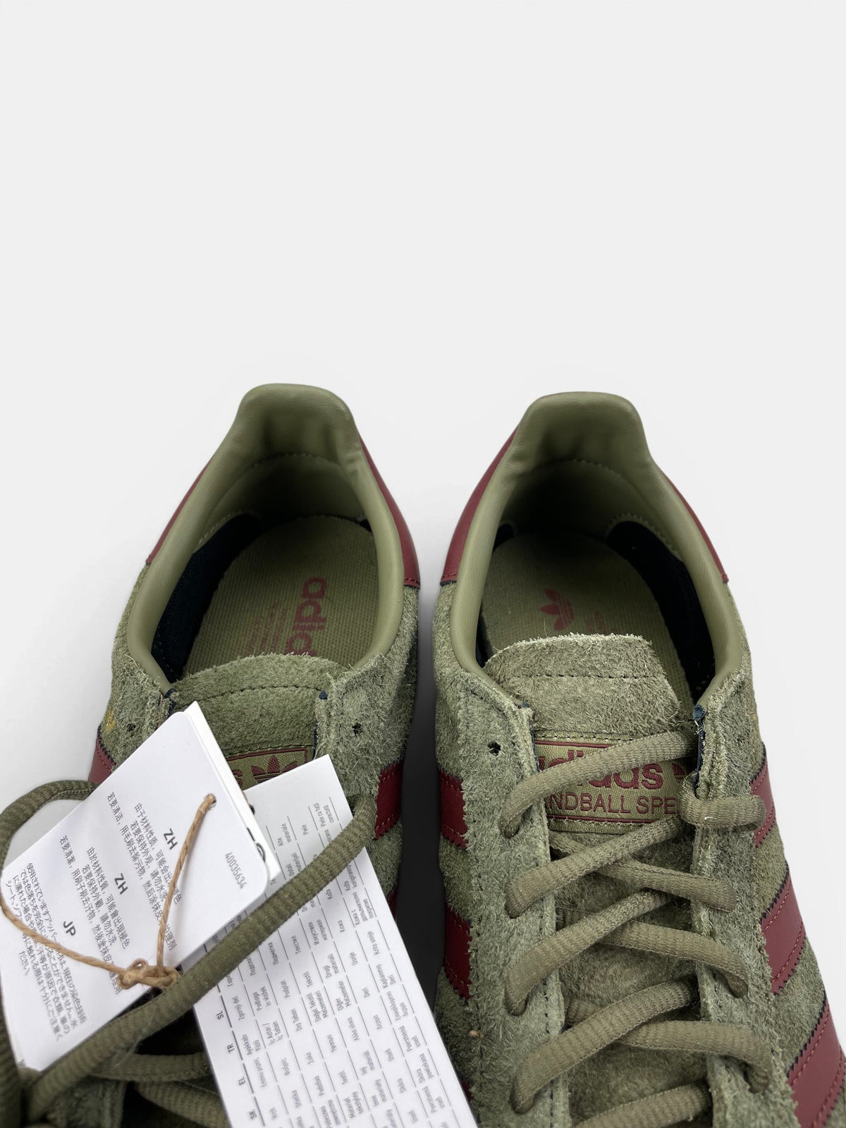 Adidas Spezial — buty sportowe męskie nowe rozmiar 41 1/3, zapiętki butów