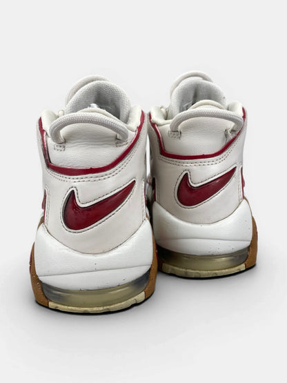 Nike Air More Uptempo Phantom Gym Red Gum — buty sportowe damskie w bardzo dobrym stanie rozmiar 39, widok z tyłu