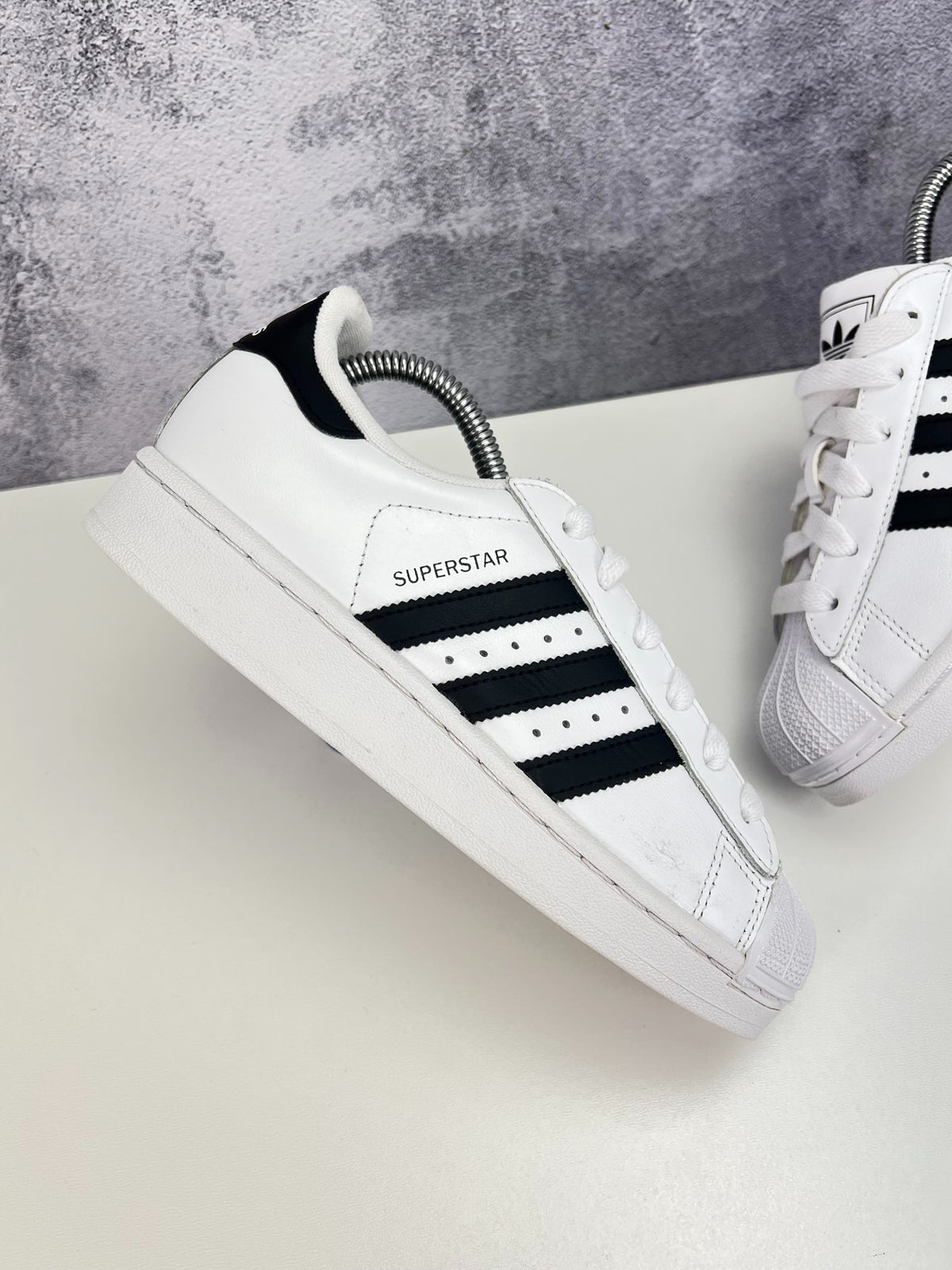 Adidas Superstar II Cloud White Black, sneakersy damskie w bardzo dobrym stanie, rozmiar 36, ujęcie 3