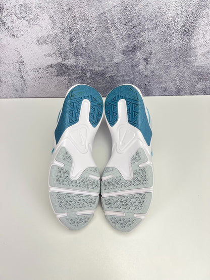 Nike Legend Essential 2, sneakersy damskie w bardzo dobrym stanie, rozmiar 36.5, ujęcie 11
