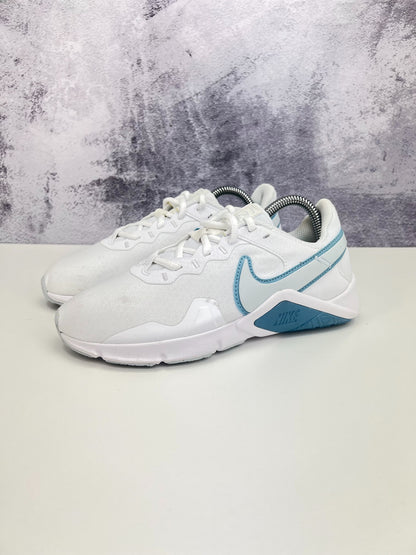 Nike Legend Essential 2, sneakersy damskie w bardzo dobrym stanie, rozmiar 36.5, ujęcie 15