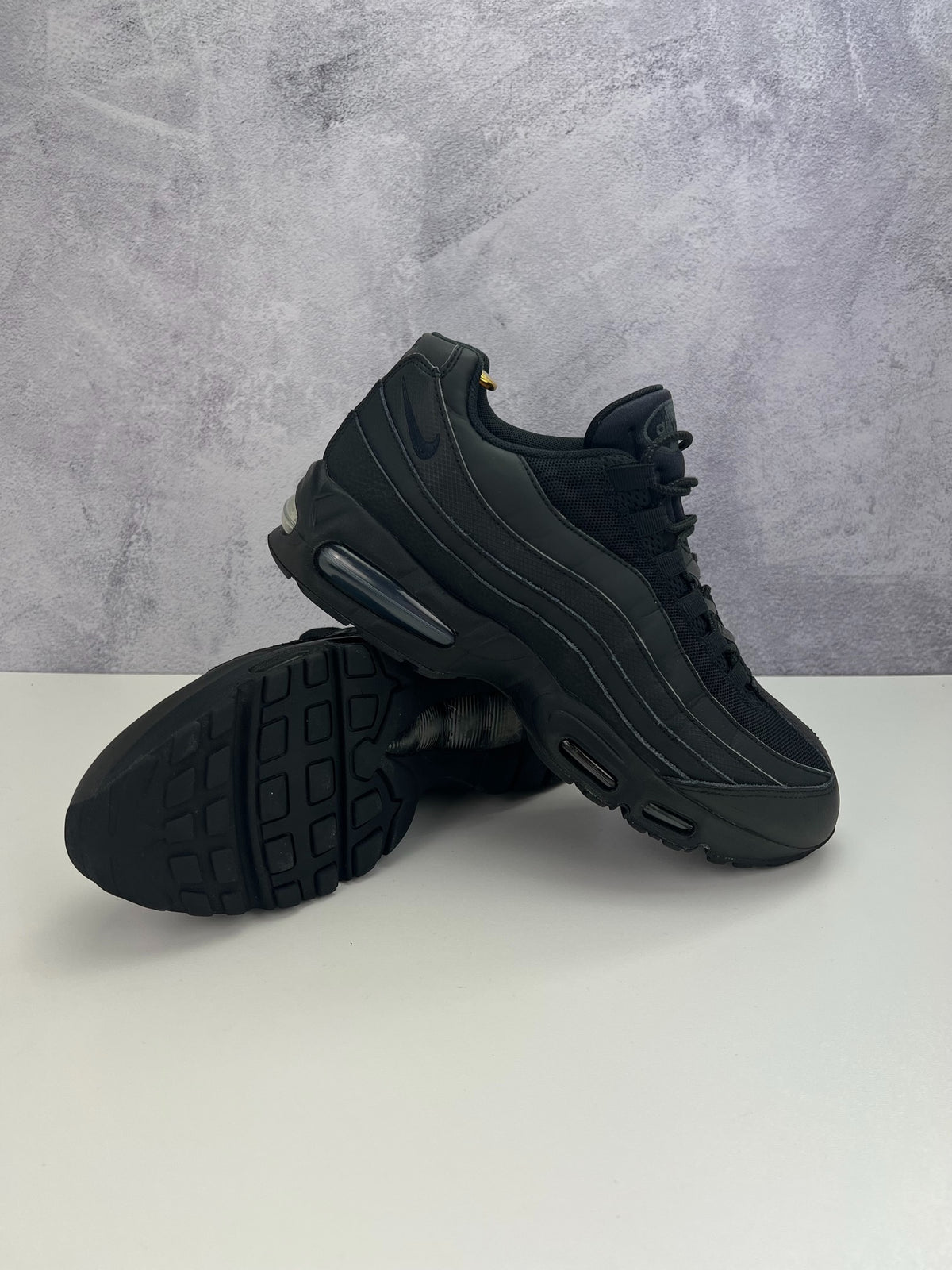 Nike Air Max 95 OG Black, sneakersy męskie w bardzo dobrym stanie, rozmiar 44, ujęcie 16