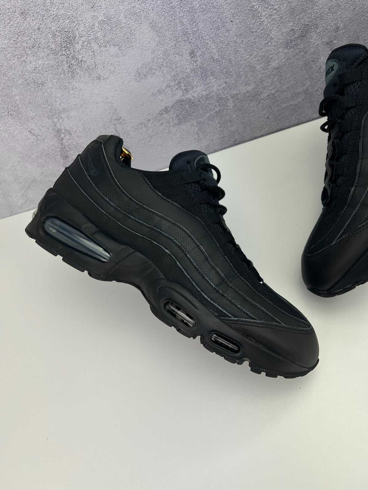 Nike Air Max 95 OG Black, sneakersy męskie w bardzo dobrym stanie, rozmiar 44, ujęcie 4