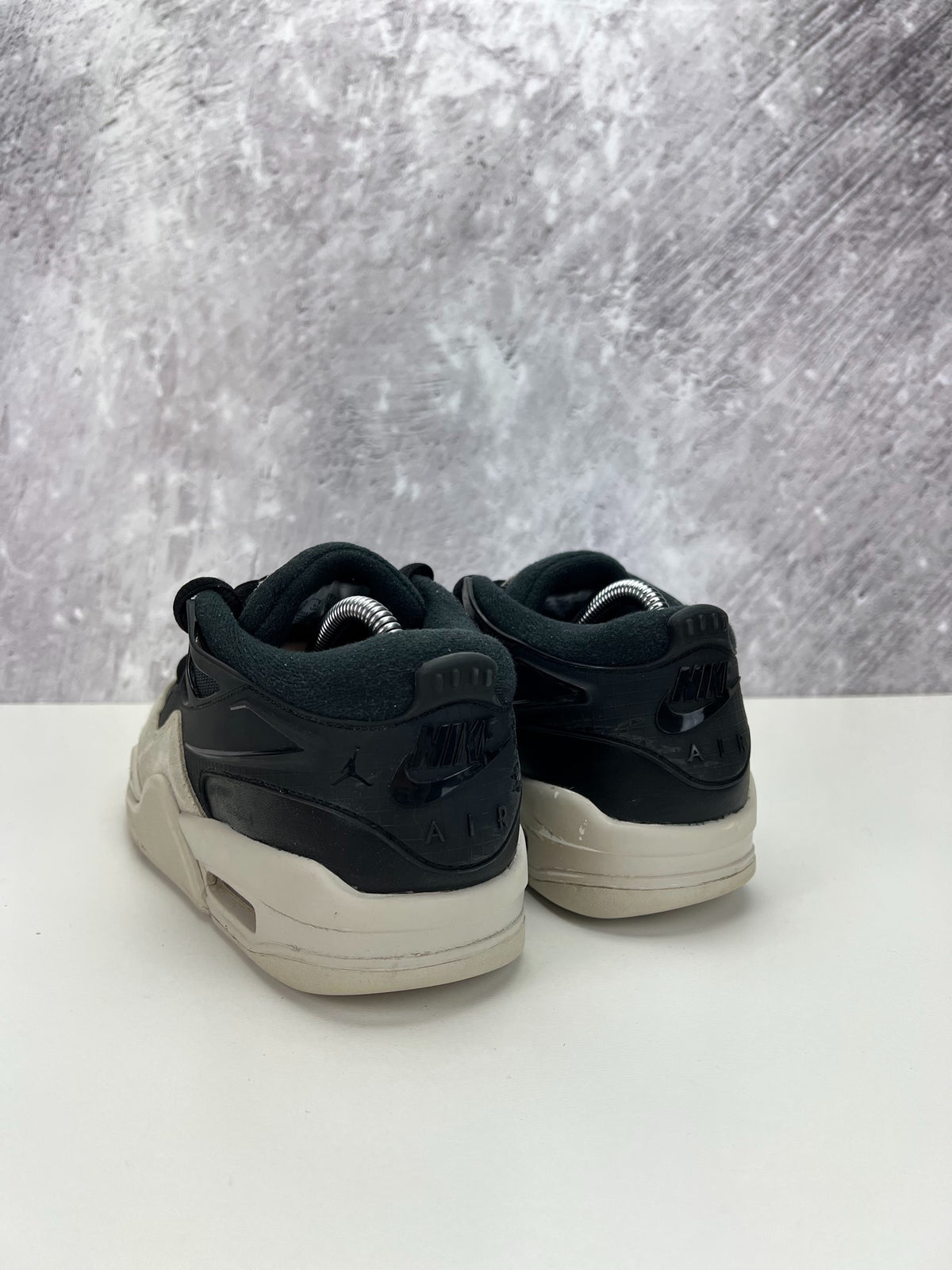 Nike Air Jordan 4 RM Black Light Bone, sneakersy damskie w bardzo dobrym stanie, rozmiar 40, ujęcie 12
