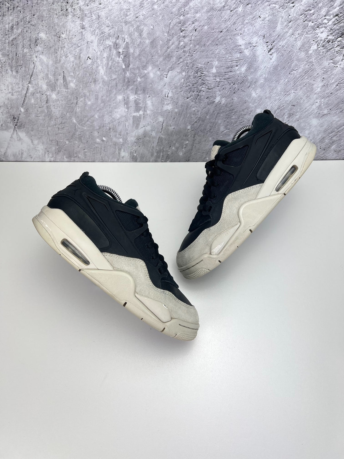 Nike Air Jordan 4 RM Black Light Bone, sneakersy damskie w bardzo dobrym stanie, rozmiar 40, ujęcie 3