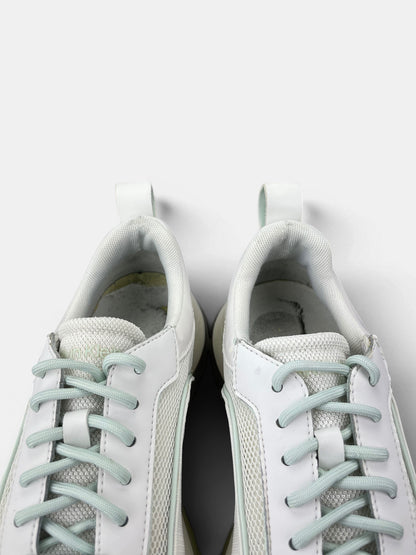 Calvin Klein Sneakers — buty sportowe damskie w bardzo dobrym stanie rozmiar 38, zapiętki butów