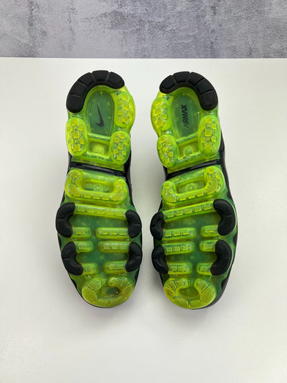 Nike Air VaporMax Plus Black Volt, sneakersy męskie w bardzo dobrym stanie, rozmiar 44, ujęcie 11