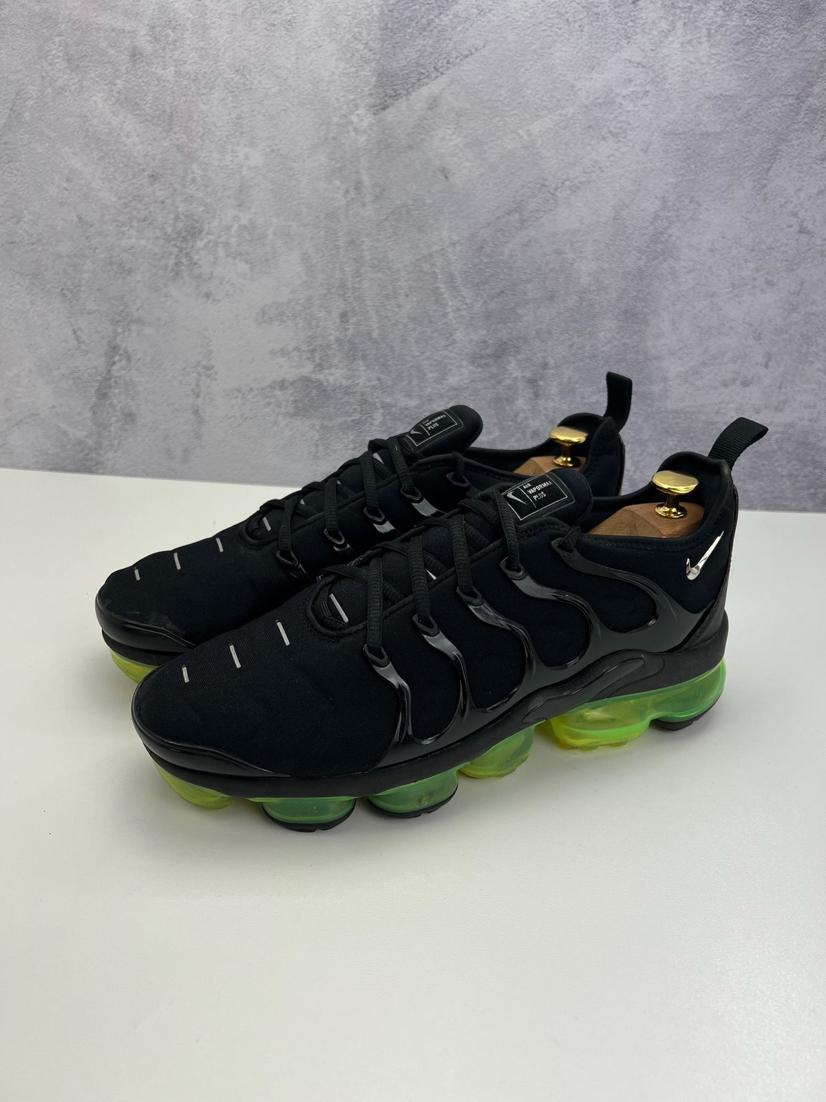 Nike Air VaporMax Plus Black Volt, sneakersy męskie w bardzo dobrym stanie, rozmiar 44, ujęcie 15