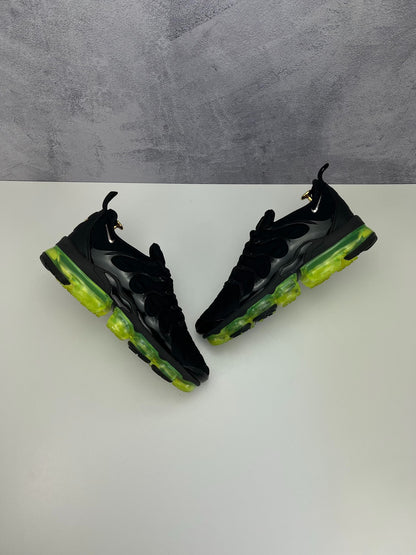 Nike Air VaporMax Plus Black Volt, sneakersy męskie w bardzo dobrym stanie, rozmiar 44, ujęcie 3