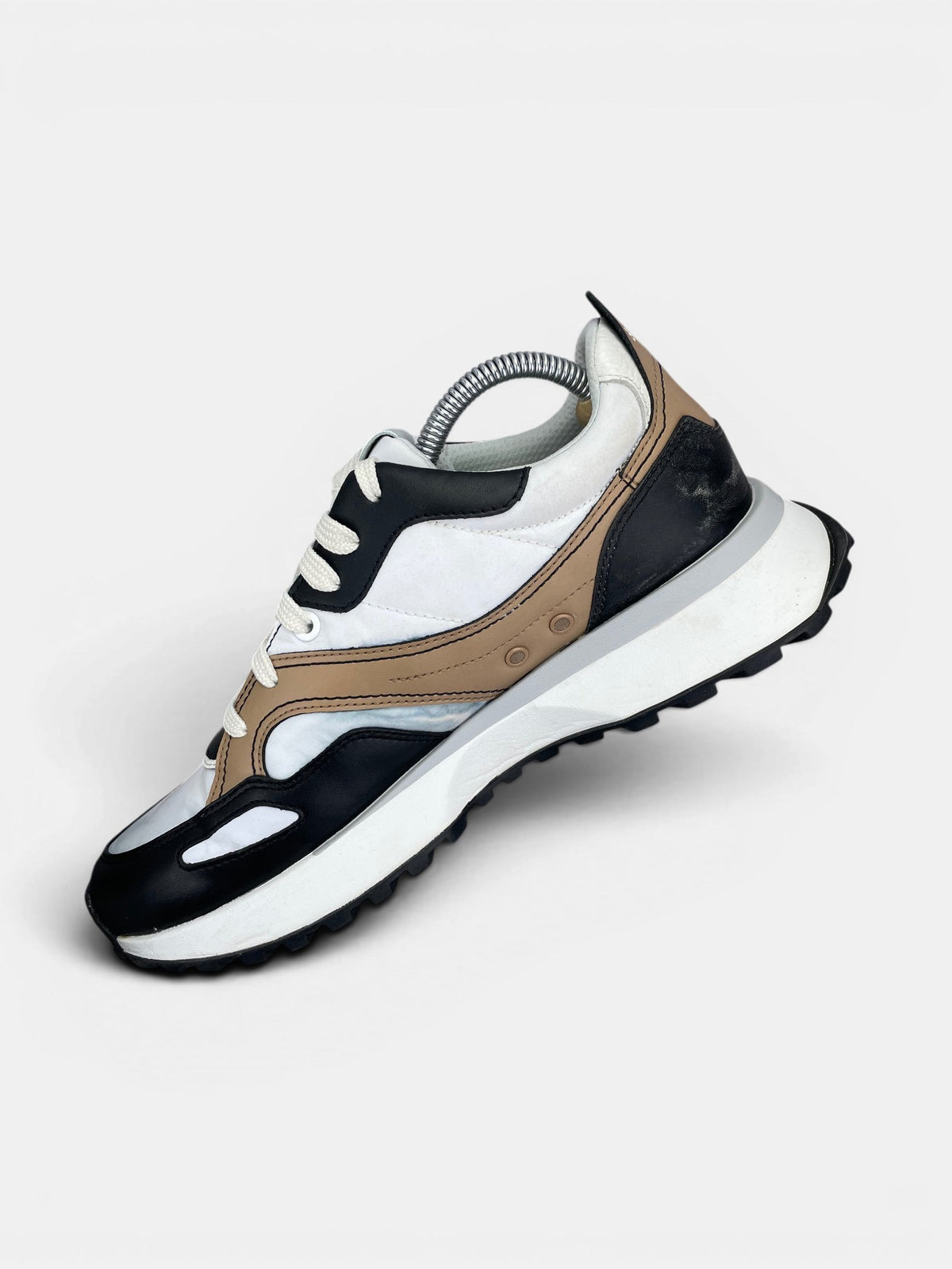 Hugo Boss BOSS Jonah Runn Trainers — buty sportowe męskie w bardzo dobrym stanie rozmiar 41, wewnętrzny panel prawego buta