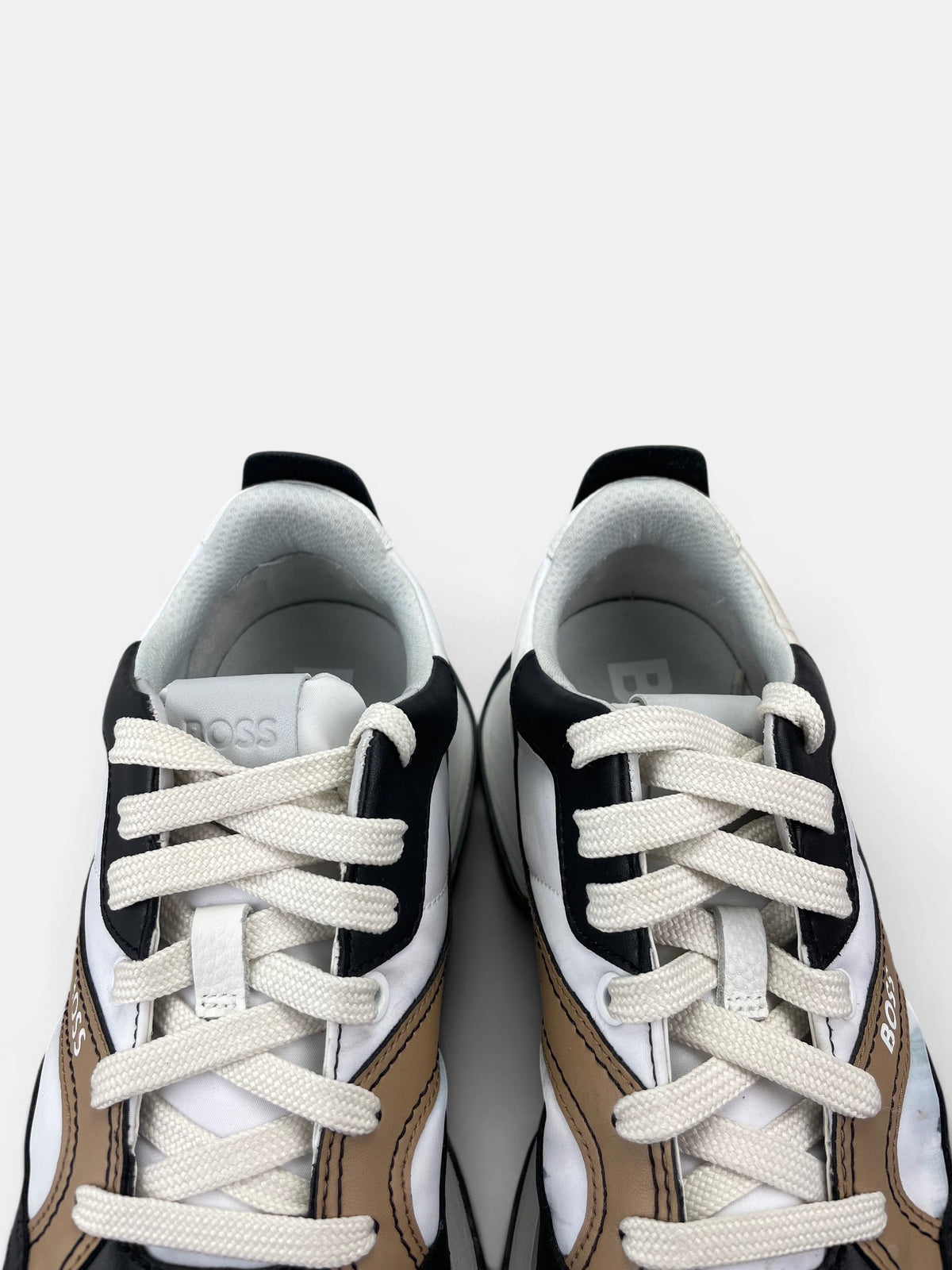 Hugo Boss BOSS Jonah Runn Trainers — buty sportowe męskie w bardzo dobrym stanie rozmiar 41, zapiętki butów