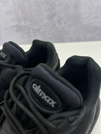Nike Air Max 95 Essential Triple Black, sneakersy męskie w bardzo dobrym stanie, rozmiar 44, ujęcie 12