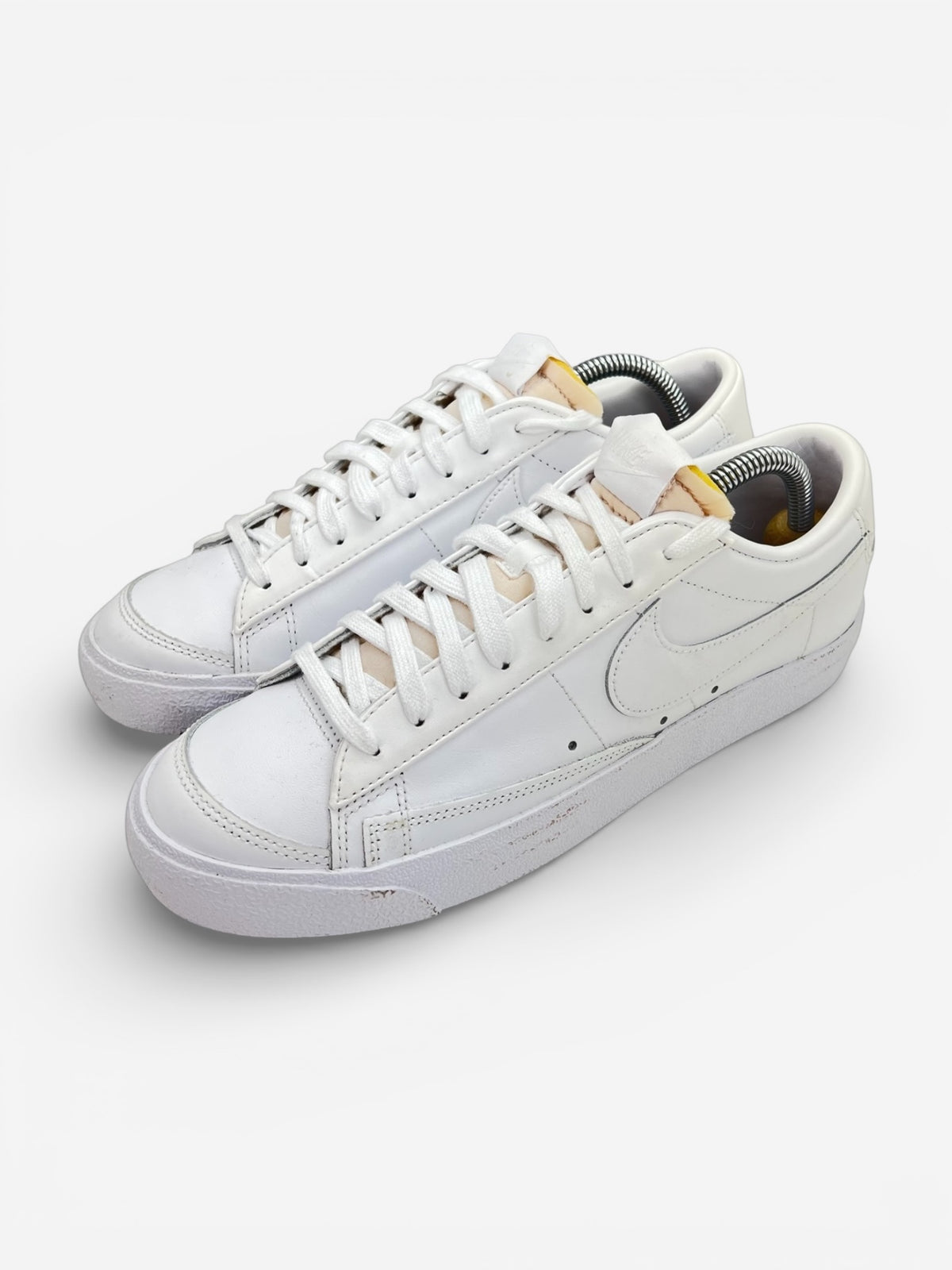 Nike Blazer Low '77 Triple White, sneakersy damskie w bardzo dobrym stanie, rozmiar 40