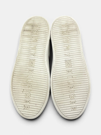 Tommy Hilfiger Sneakers — buty sportowe damskie w bardzo dobrym stanie rozmiar 39, podeszwa