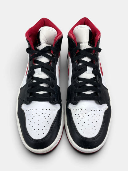Nike Air Jordan 1 Mid Gym Red Black White — buty sportowe męskie w bardzo dobrym stanie rozmiar 43, widok z góry