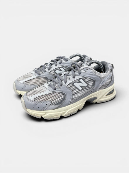 New Balance 530 — buty sportowe damskie w bardzo dobrym stanie rozmiar 37.5, widok z boku