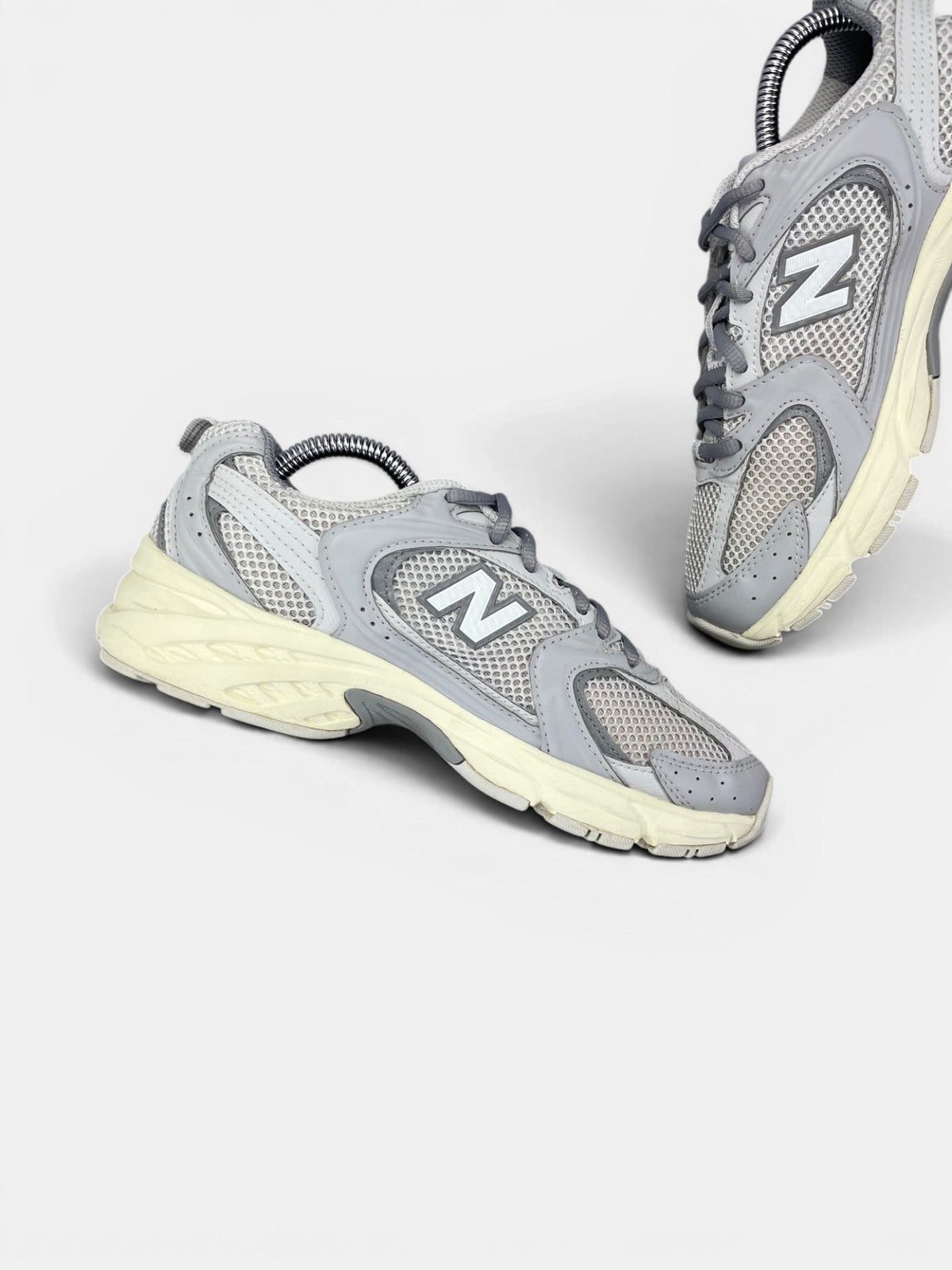 New Balance 530 — buty sportowe damskie w bardzo dobrym stanie rozmiar 37.5, wewnętrzny panel lewego buta