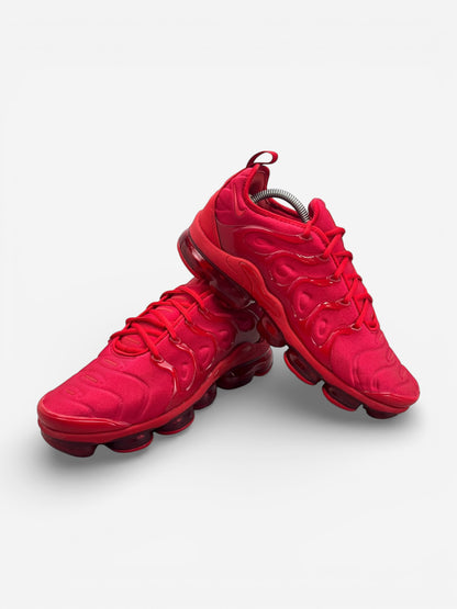 Nike Air VaporMax Plus Triple Red, sneakersy męskie w dobrym stanie, rozmiar 43, ujęcie 2