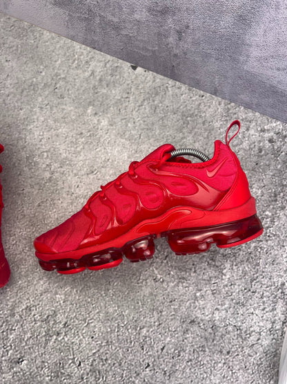 Nike Air VaporMax Plus Triple Red, sneakersy męskie w dobrym stanie, rozmiar 43, ujęcie 5