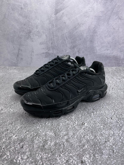 Nike Air Max Plus Triple Black, sneakersy męskie w bardzo dobrym stanie, rozmiar 43, ujęcie 15