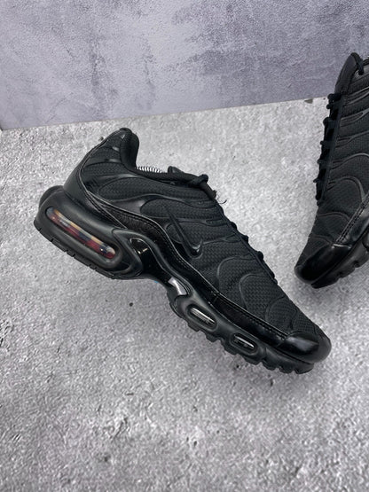 Nike Air Max Plus Triple Black, sneakersy męskie w bardzo dobrym stanie, rozmiar 43, ujęcie 8