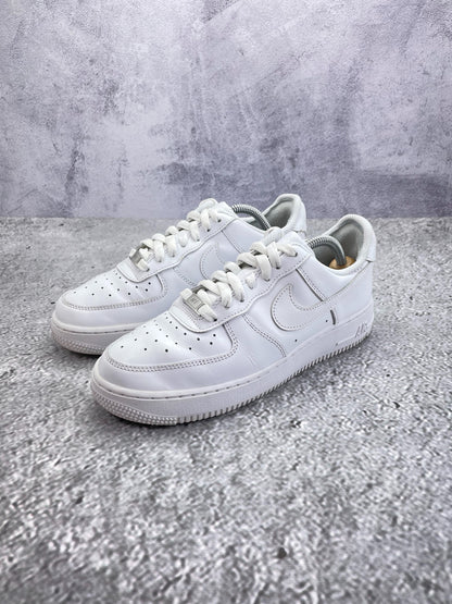 Nike Air Force 1 Low Triple White, sneakersy damskie w bardzo dobrym stanie, rozmiar 38.5, ujęcie 15
