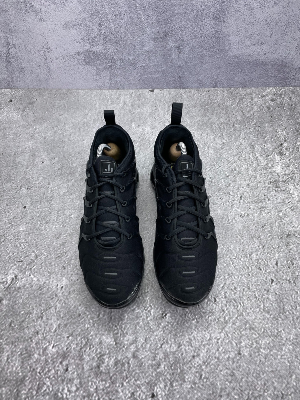 Nike Air VaporMax Plus Triple Black, sneakersy damskie w bardzo dobrym stanie, rozmiar 42, ujęcie 11
