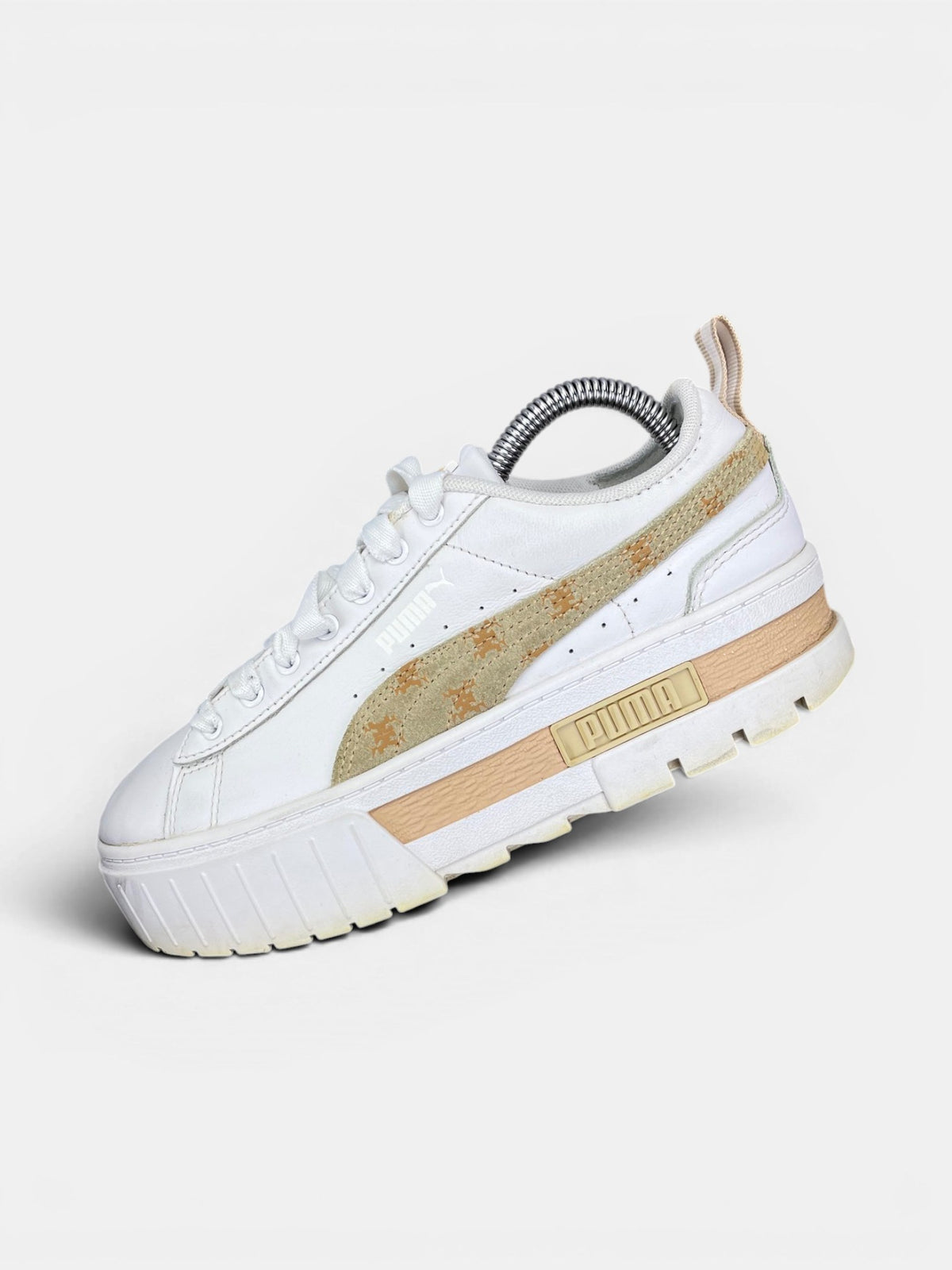Puma Mayze T7 White Brown — buty sportowe damskie w bardzo dobrym stanie rozmiar 38, widok z góry na wewnętrzną stronę butów