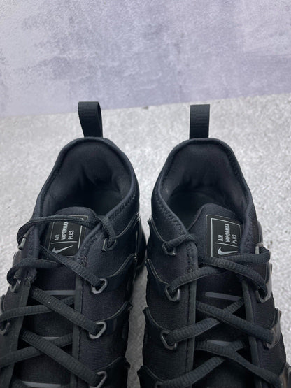 Nike Air VaporMax Plus Triple Black — buty sportowe męskie w bardzo dobrym stanie rozmiar 45.5, opcjonalne zdjęcie 1