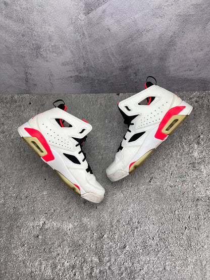 Nike Jordan Flight Club '91 White Infrared — buty sportowe męskie w bardzo dobrym stanie rozmiar 44, widok z góry na wewnętrzną stronę butów
