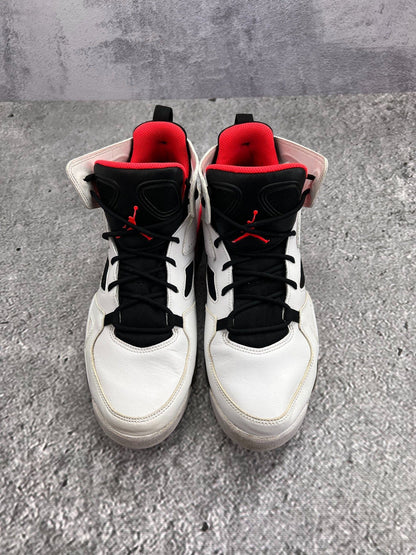 Nike Jordan Flight Club '91 White Infrared — buty sportowe męskie w bardzo dobrym stanie rozmiar 44, widok z góry