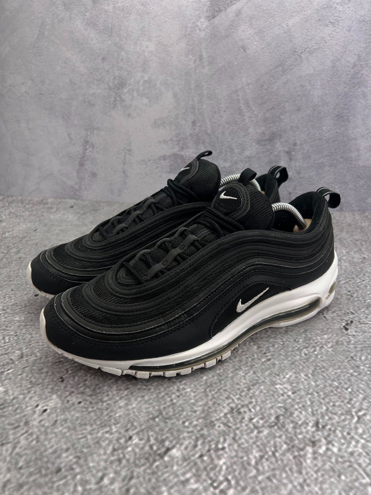 Nike Air Max 97 — buty sportowe męskie w bardzo dobrym stanie rozmiar 44, widok z boku