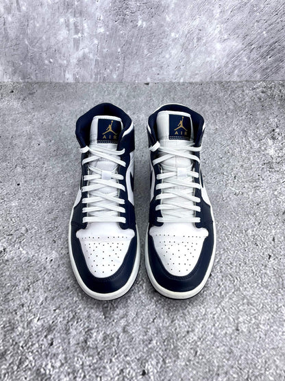 Jordan Air Jordan 1 Mid SE Obsidian — buty sportowe męskie w bardzo dobrym stanie rozmiar 43, widok z góry