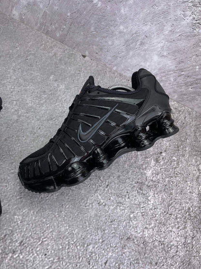 Nike Shox TL Black — buty sportowe damskie w bardzo dobrym stanie rozmiar 39, wewnętrzny panel prawego buta